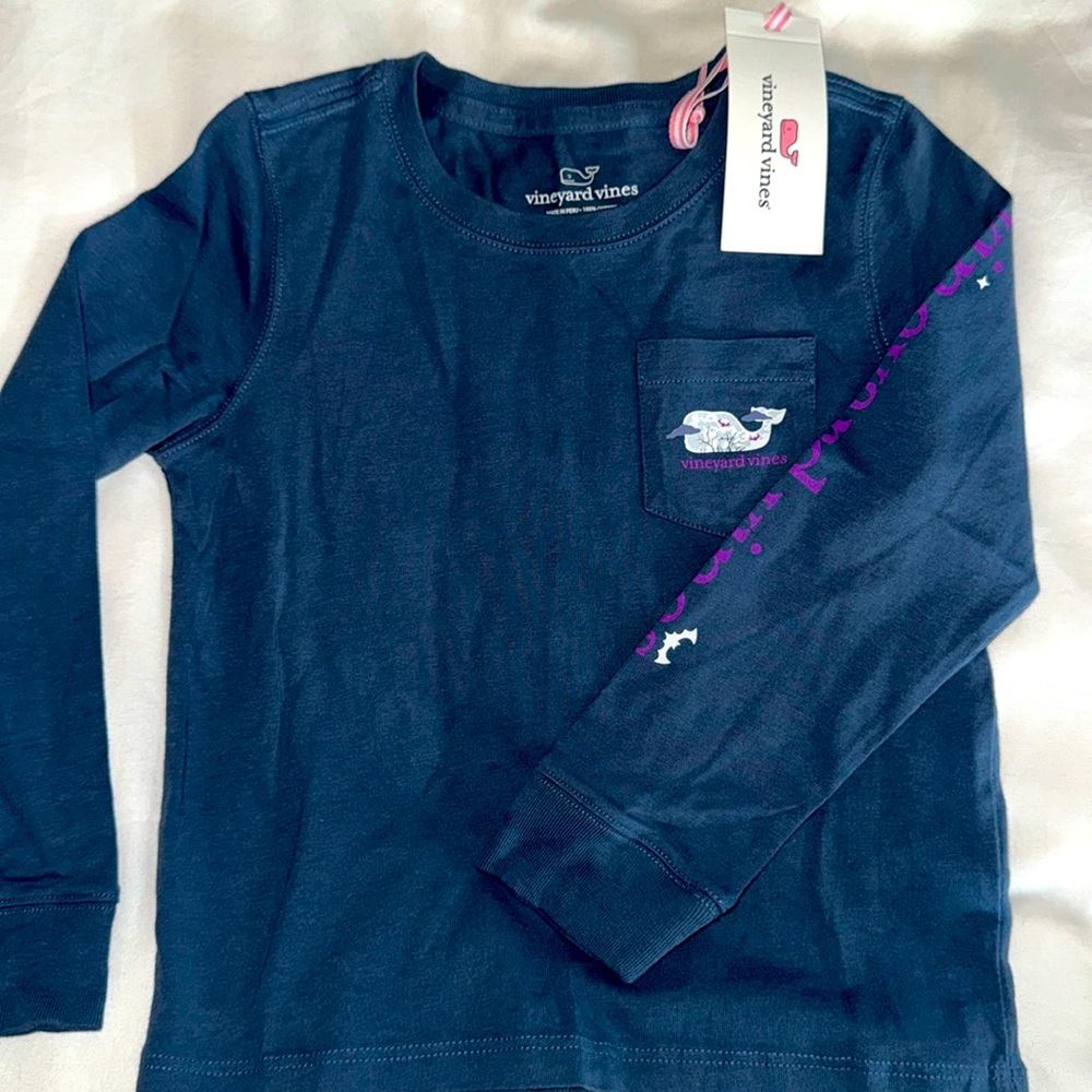 NWT vineyard vines long sleeve Halloween tee, size 3. Super cute! 🦇🎃